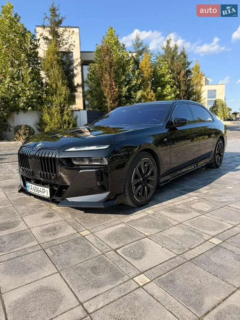 BMW 7 Series, 2022