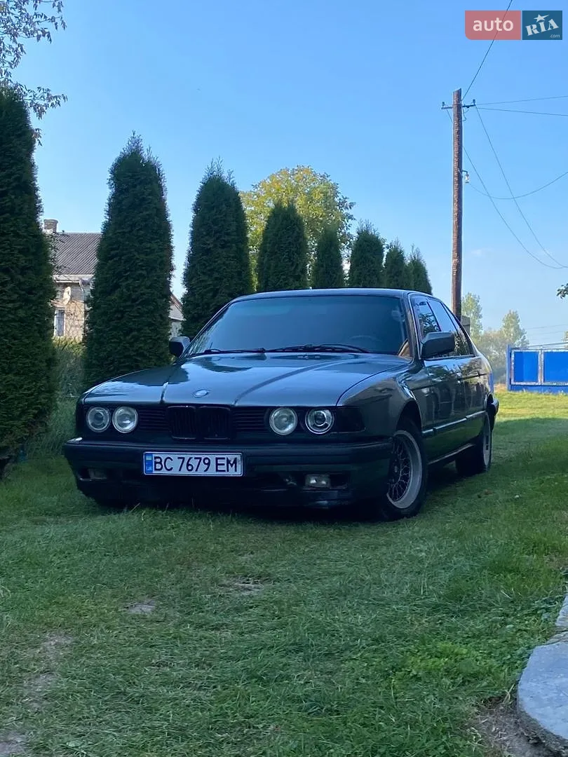BMW 7 Series, 1987