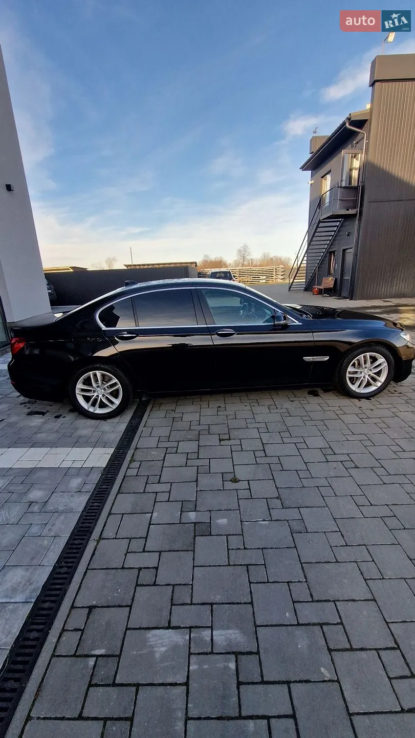 BMW 7 Series, 2012