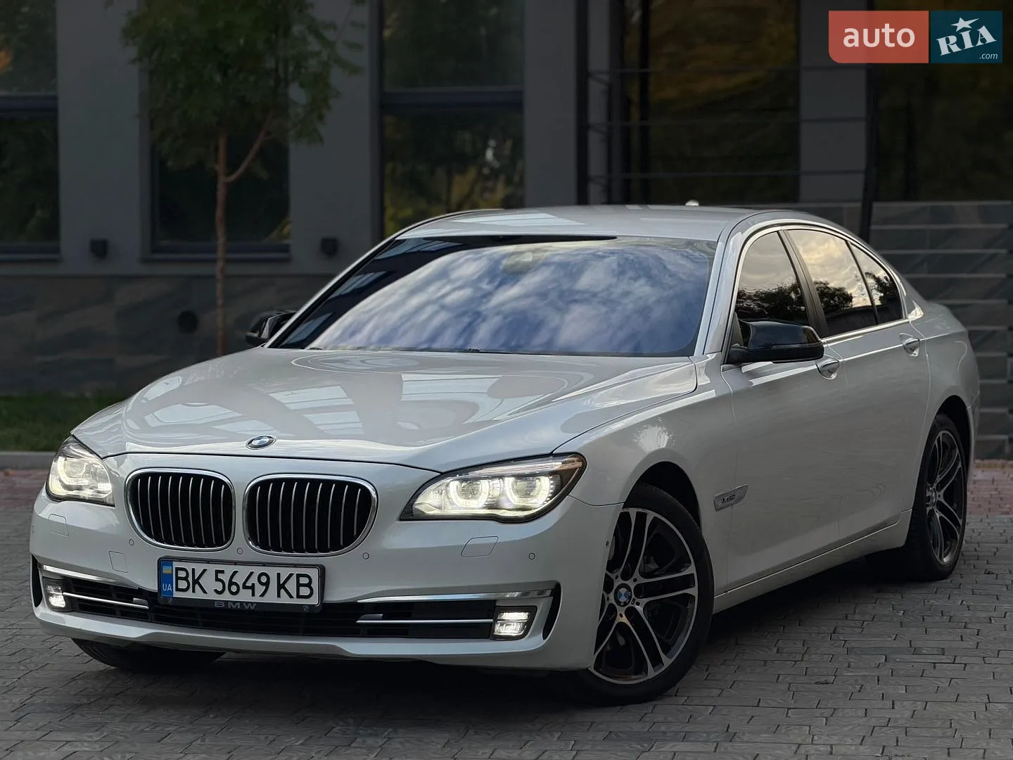 BMW 7 Series, 2012