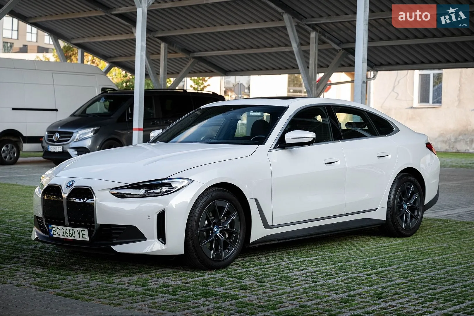 BMW i4, 2022