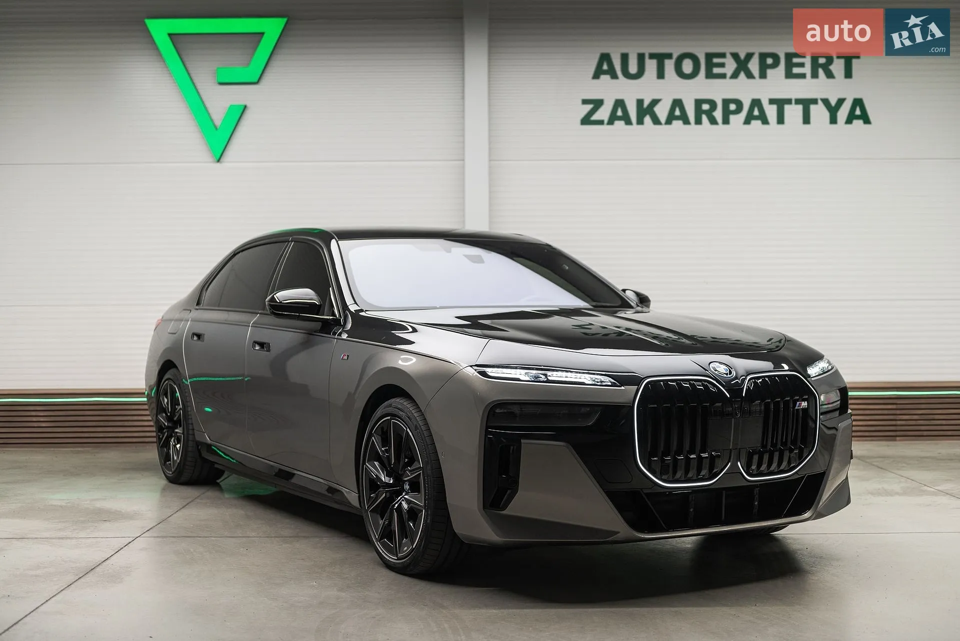 BMW i7, 2024