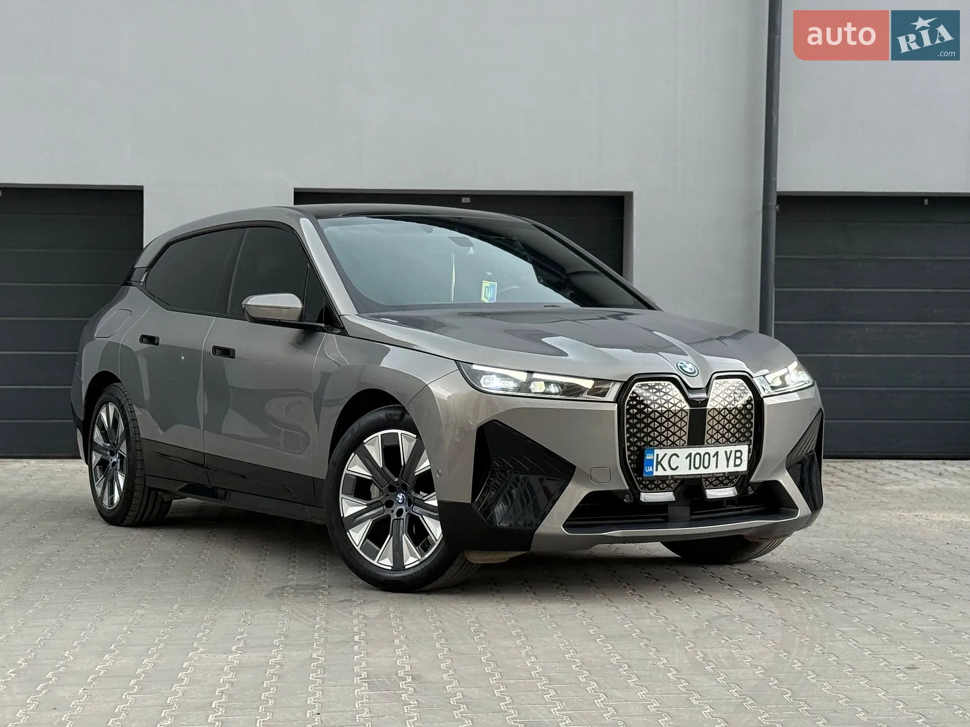 BMW iX, 2022