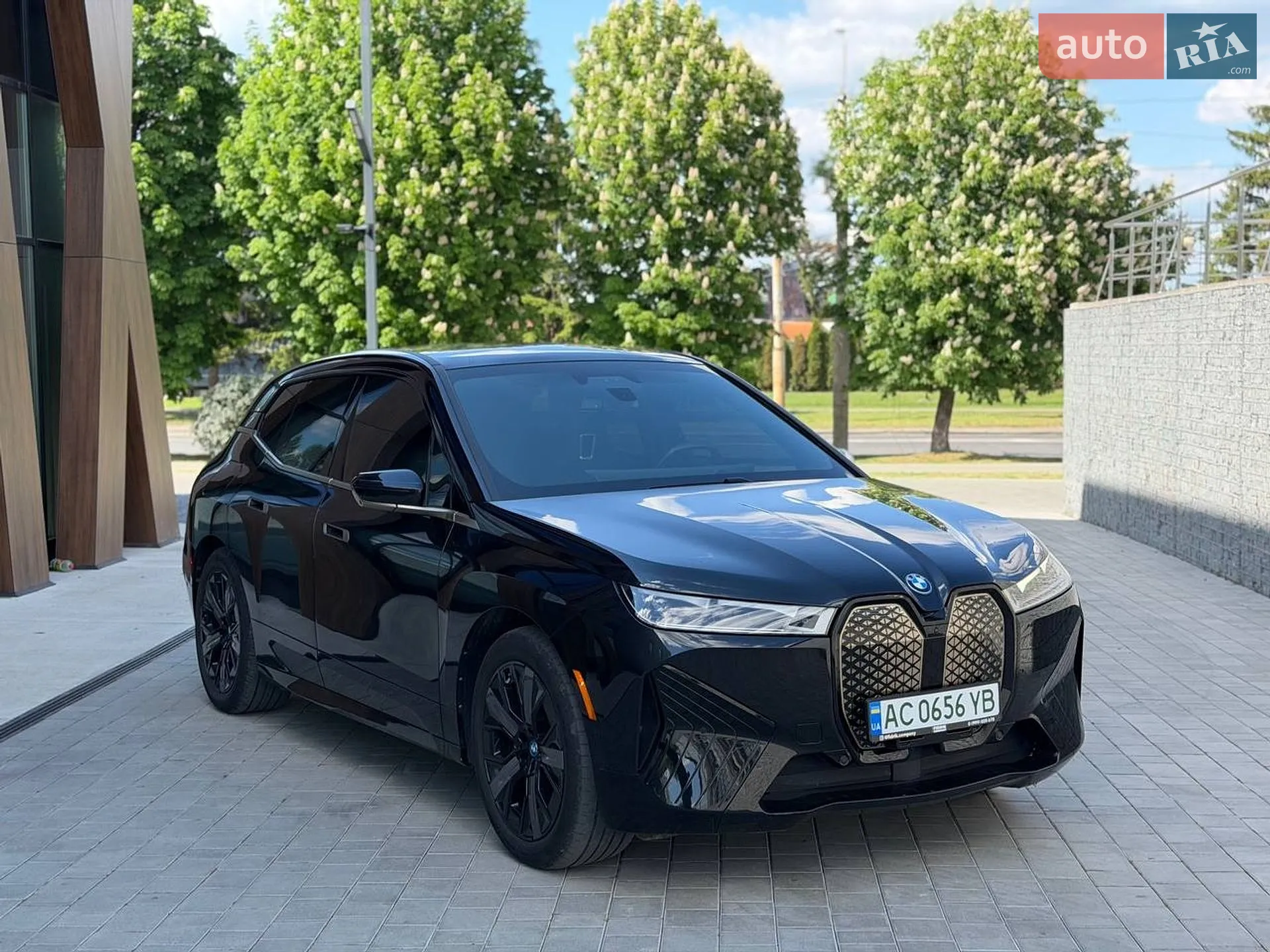BMW iX, 2023