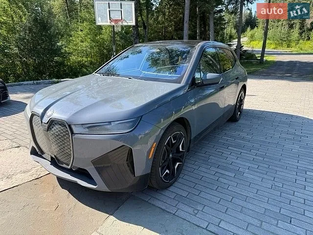 BMW iX, 2022