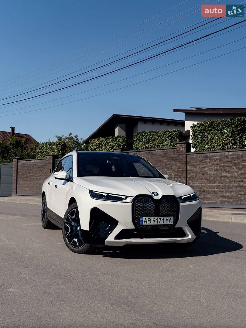 BMW iX, 2023
