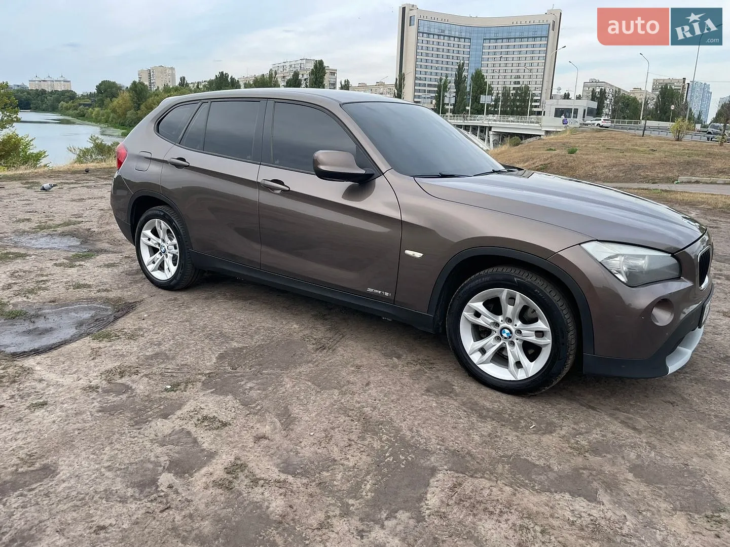 BMW X1, 2011
