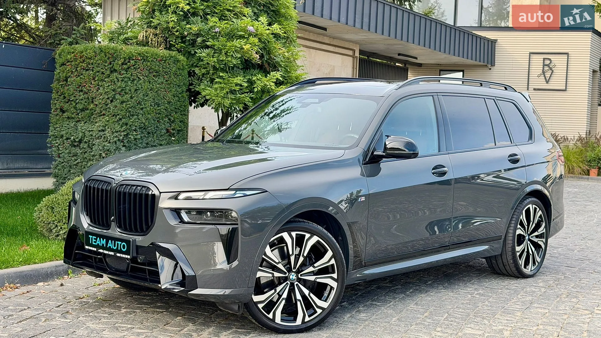 BMW X7, 2025