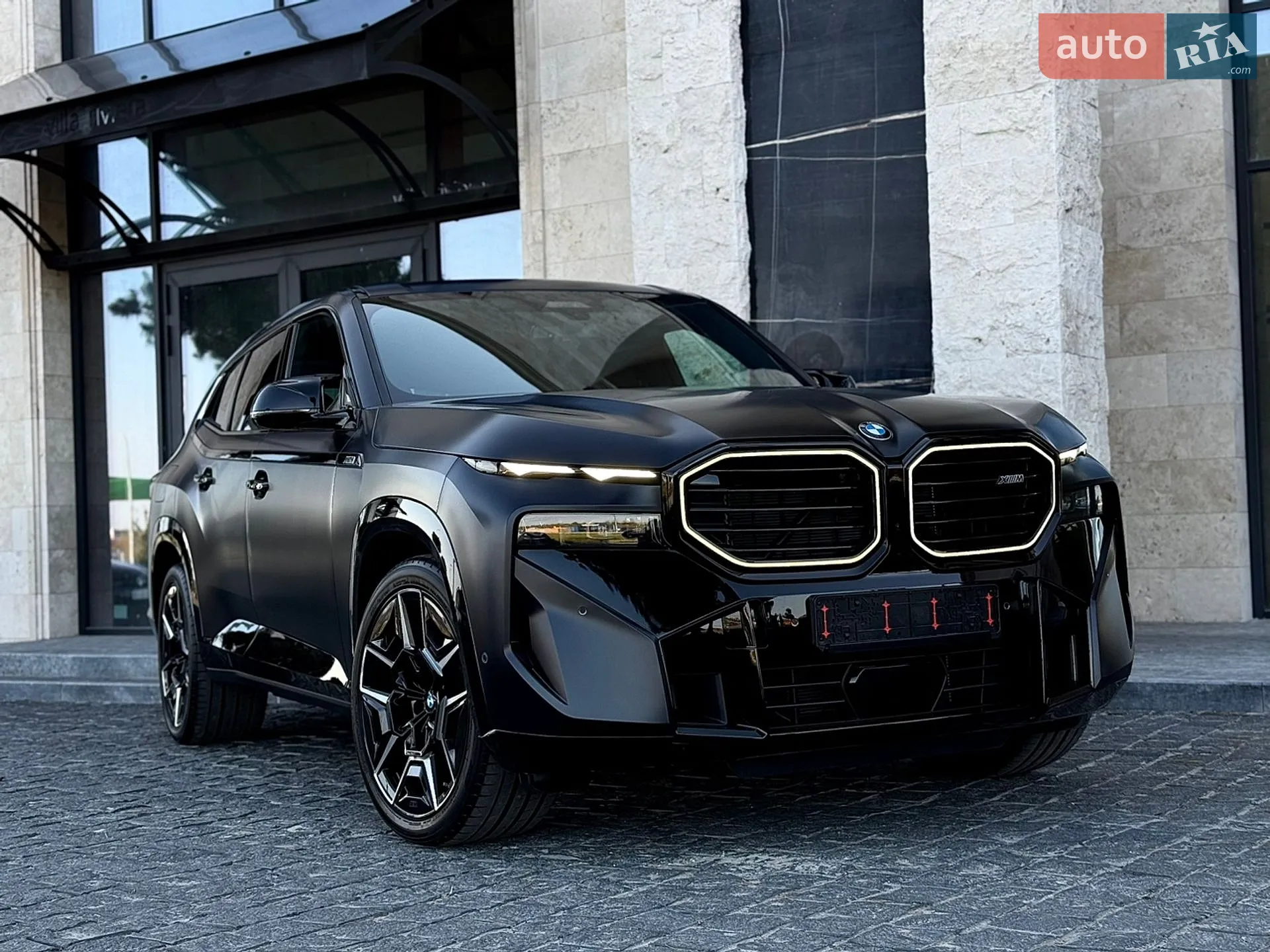 BMW XM, 2025