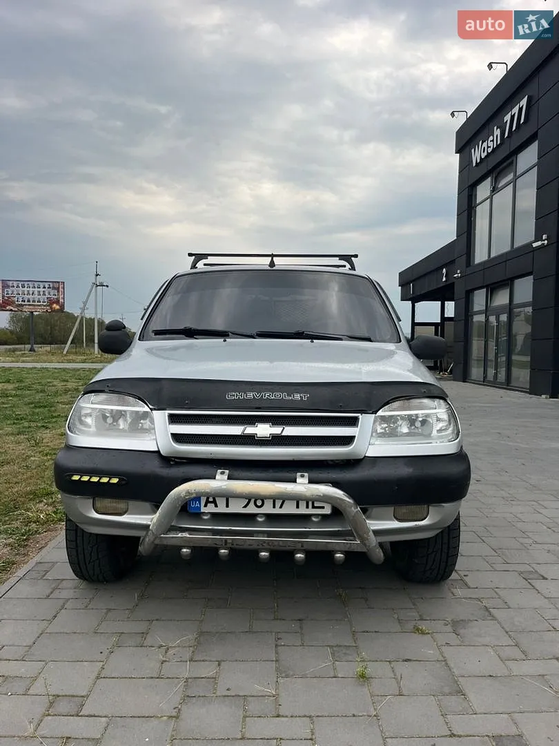 Chevrolet Niva, 2005