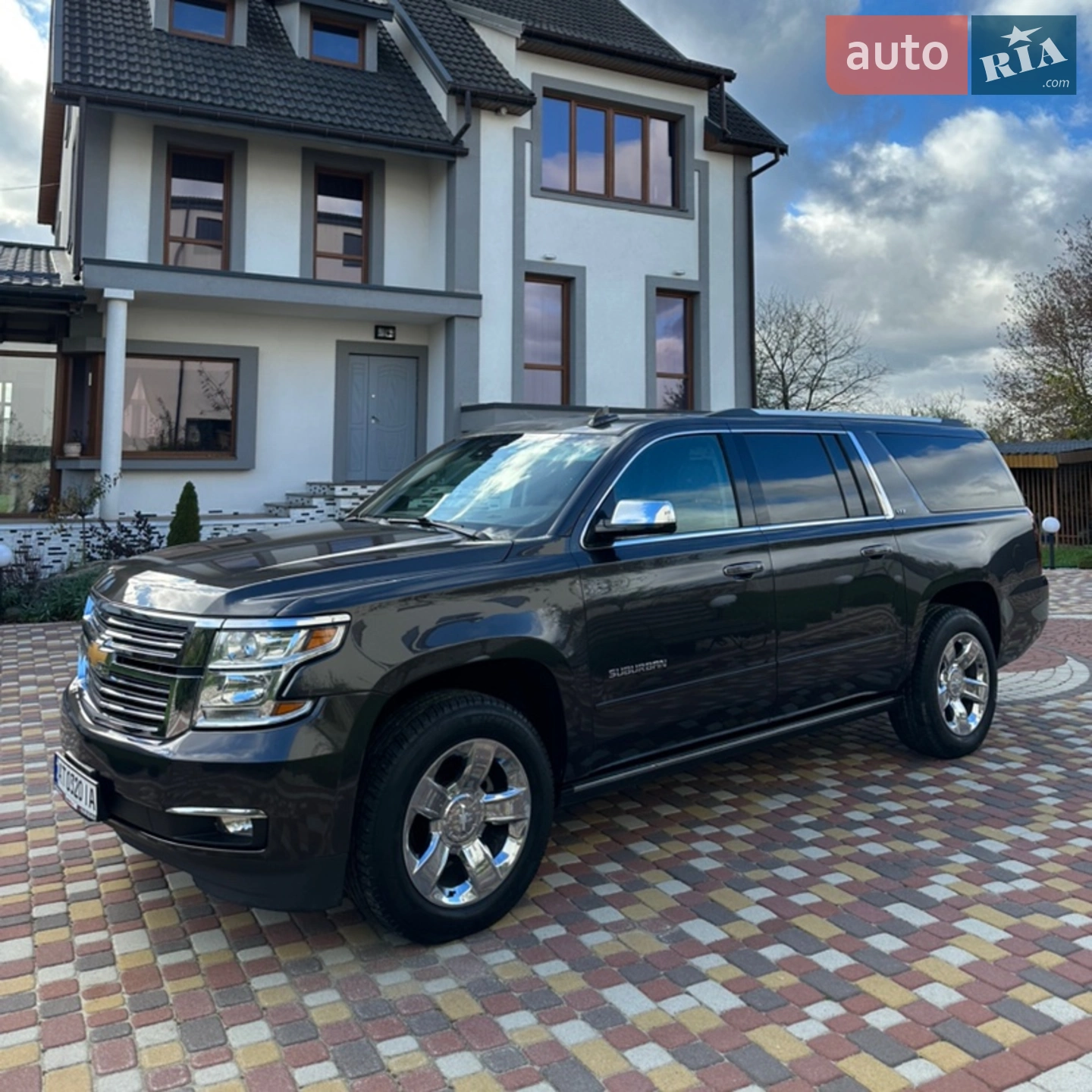 Chevrolet Suburban, 2015