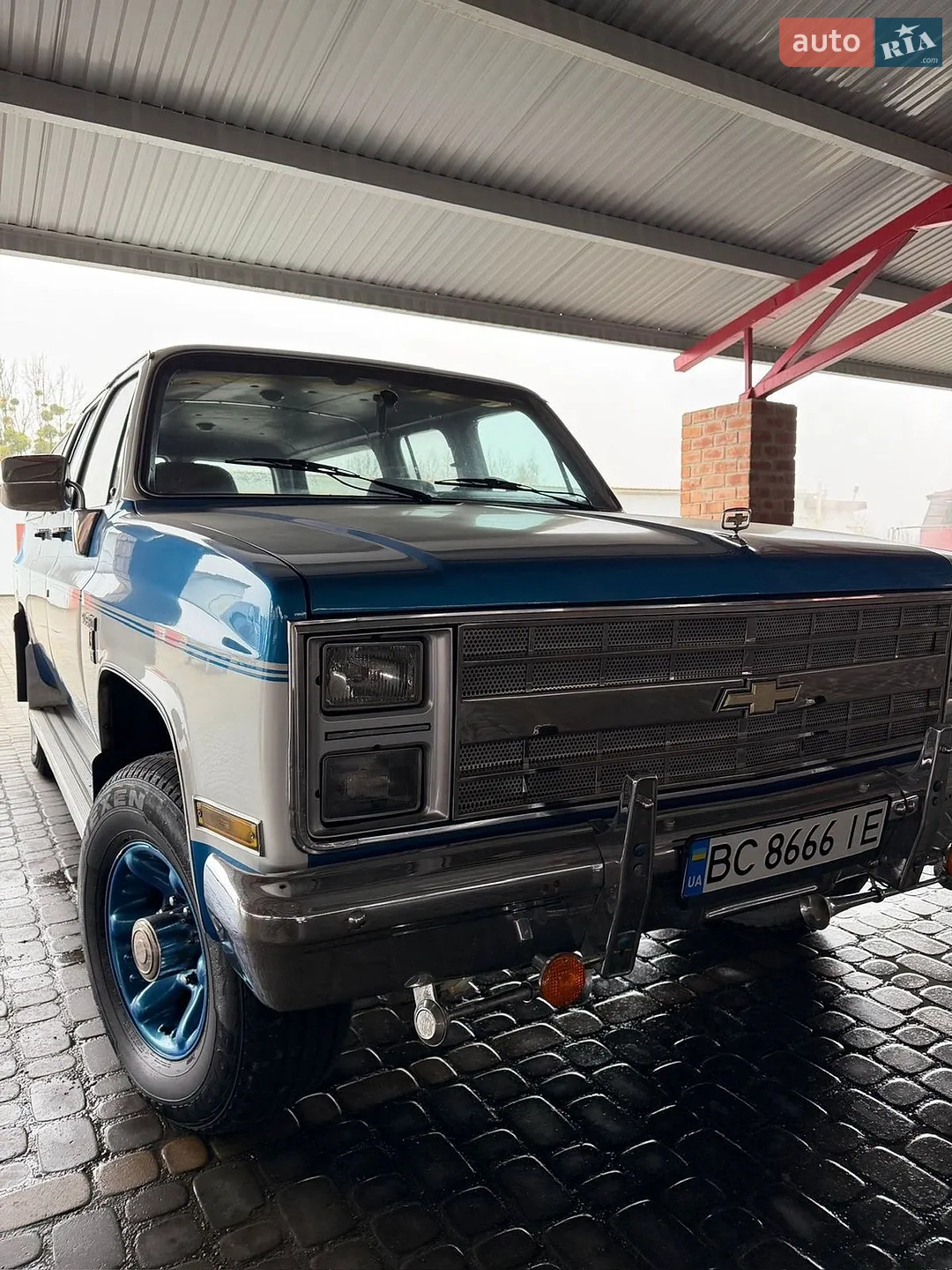 Chevrolet Suburban, 1985