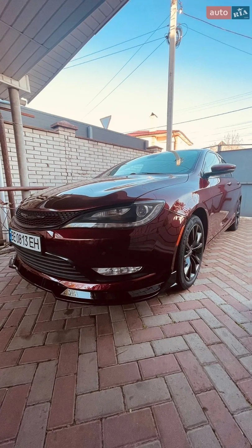 Chrysler 200, 2015