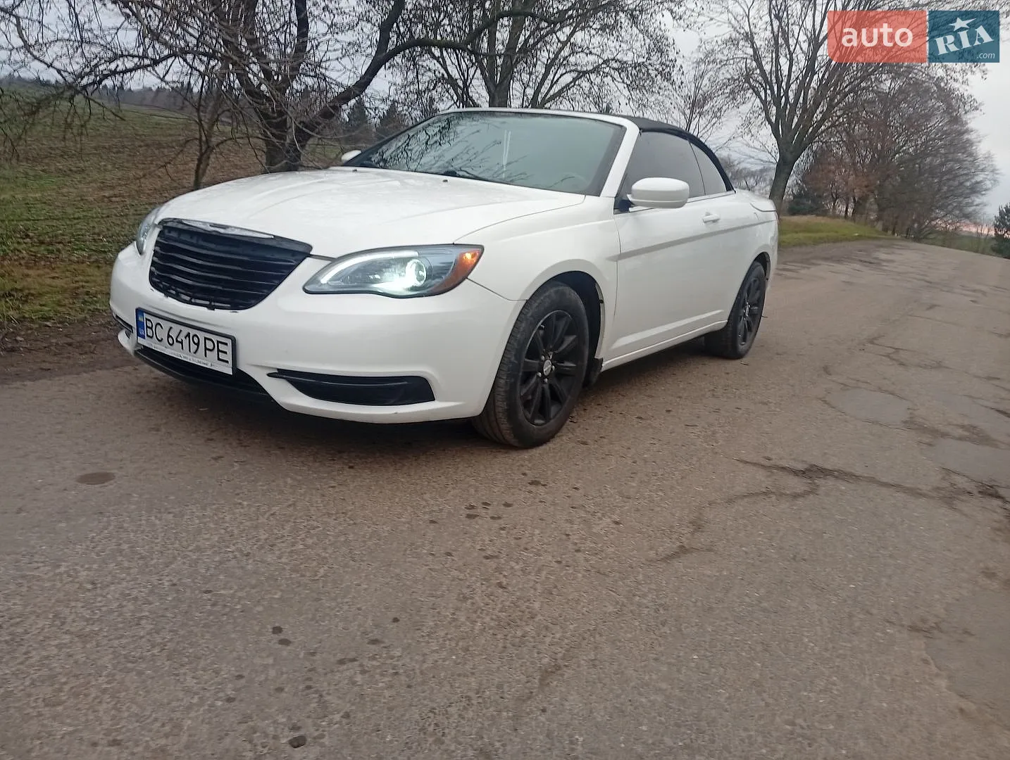 Chrysler 200, 2012