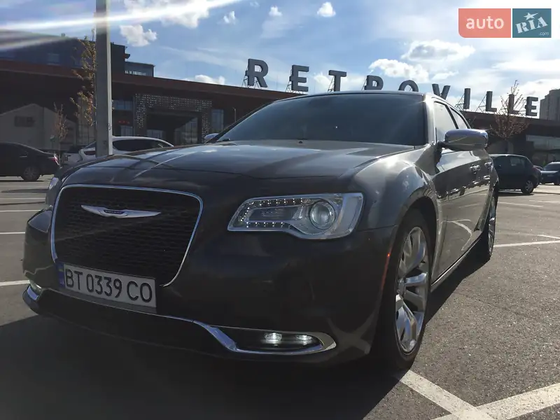 Chrysler 300C, 2017