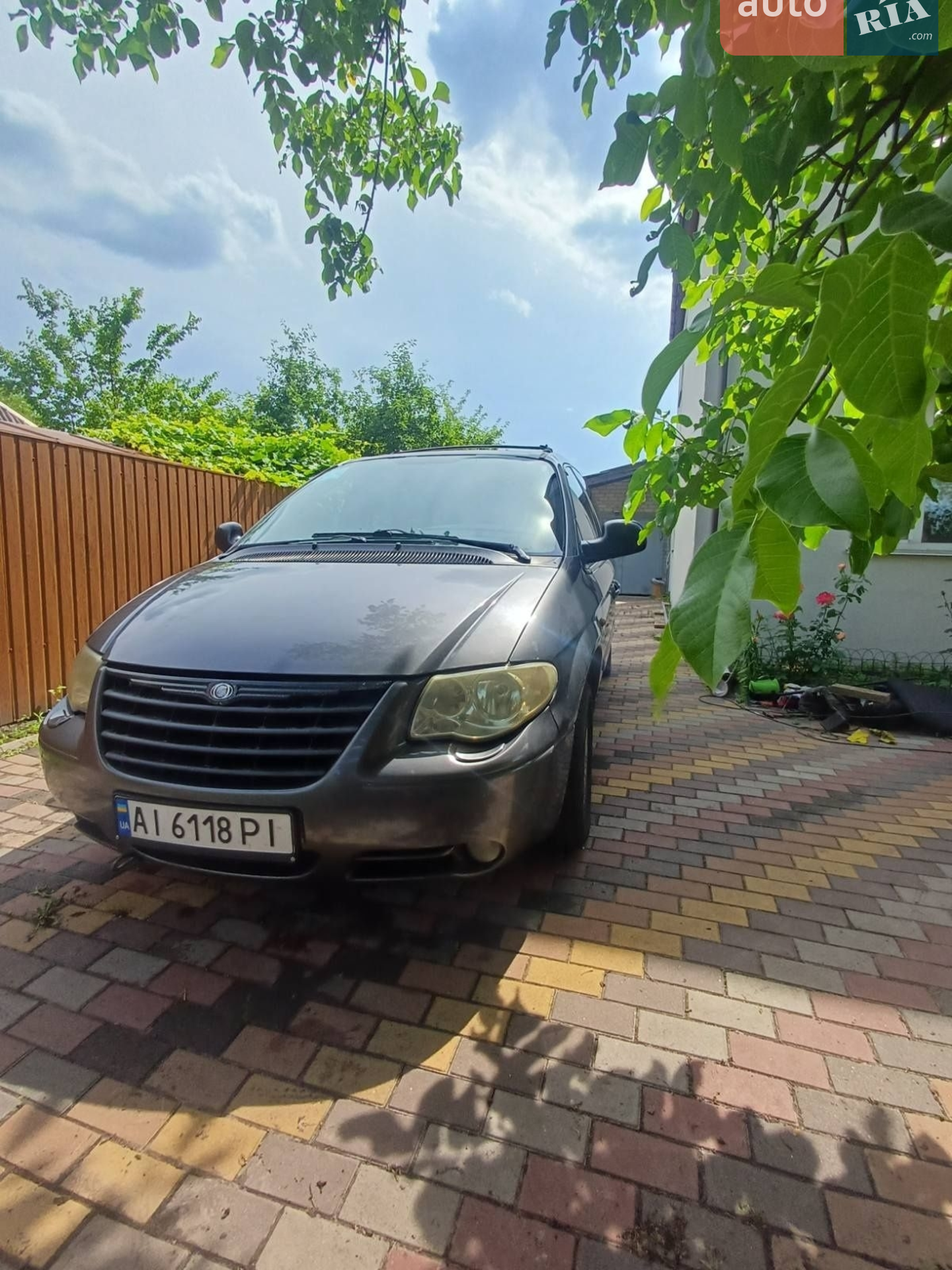 Chrysler Voyager, 2004