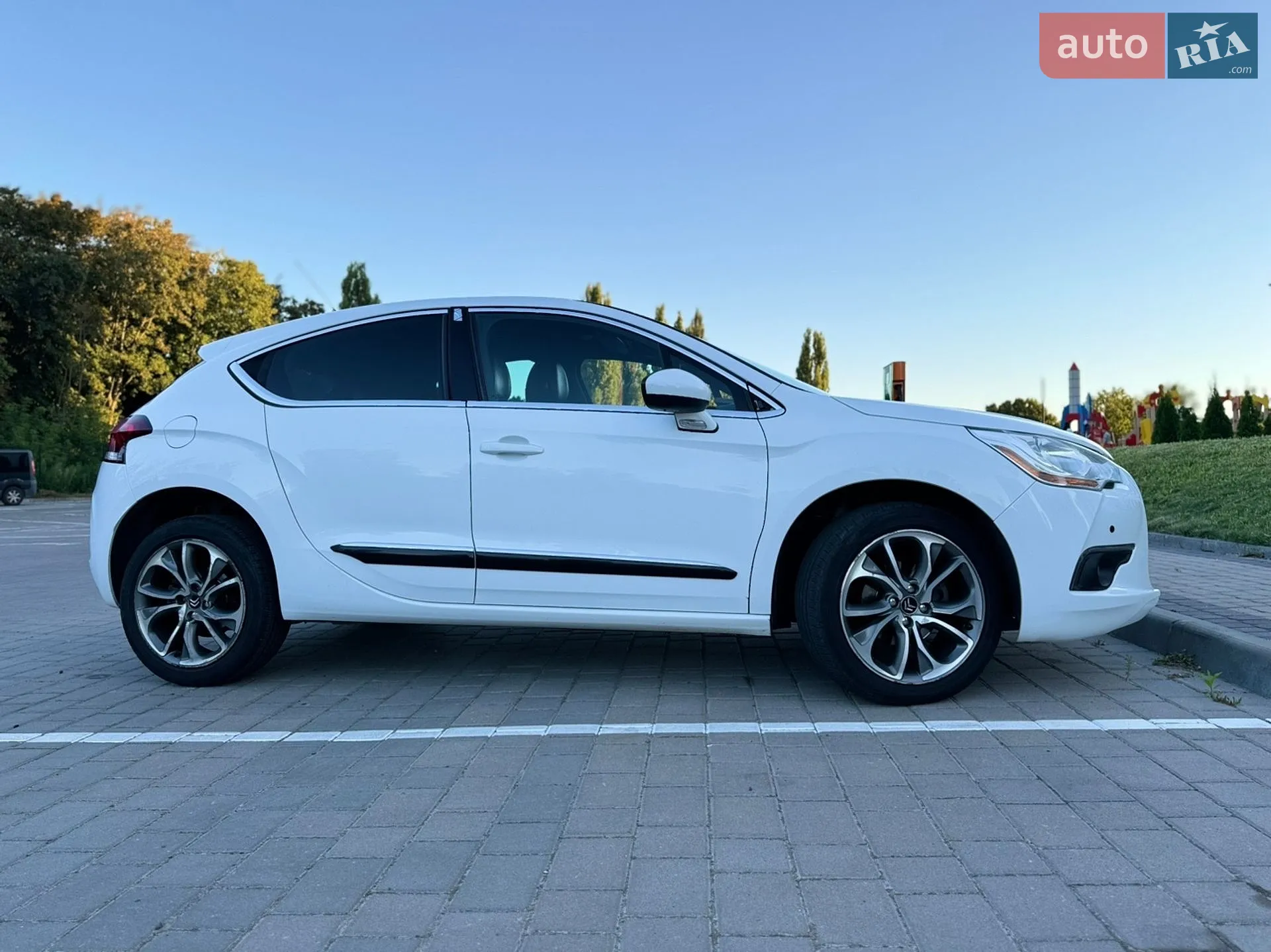 Citroën DS4, 2011