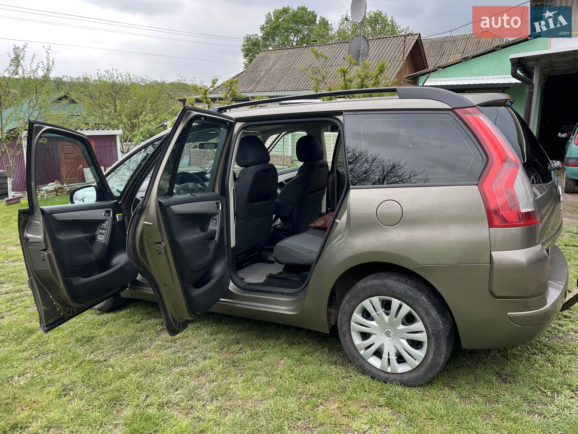 Citroën Grand C4 Picasso, 2011