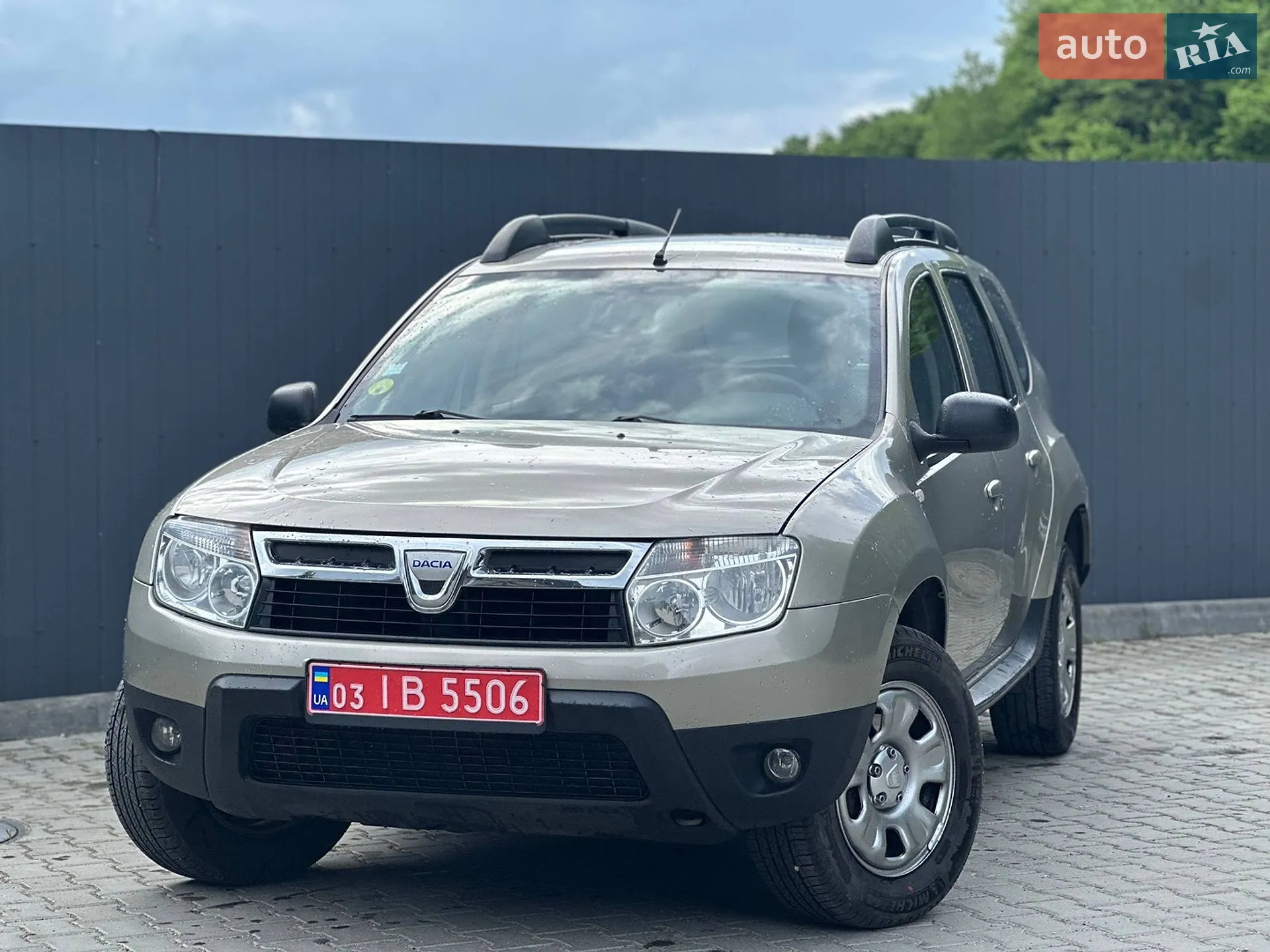 Dacia Duster, 2010