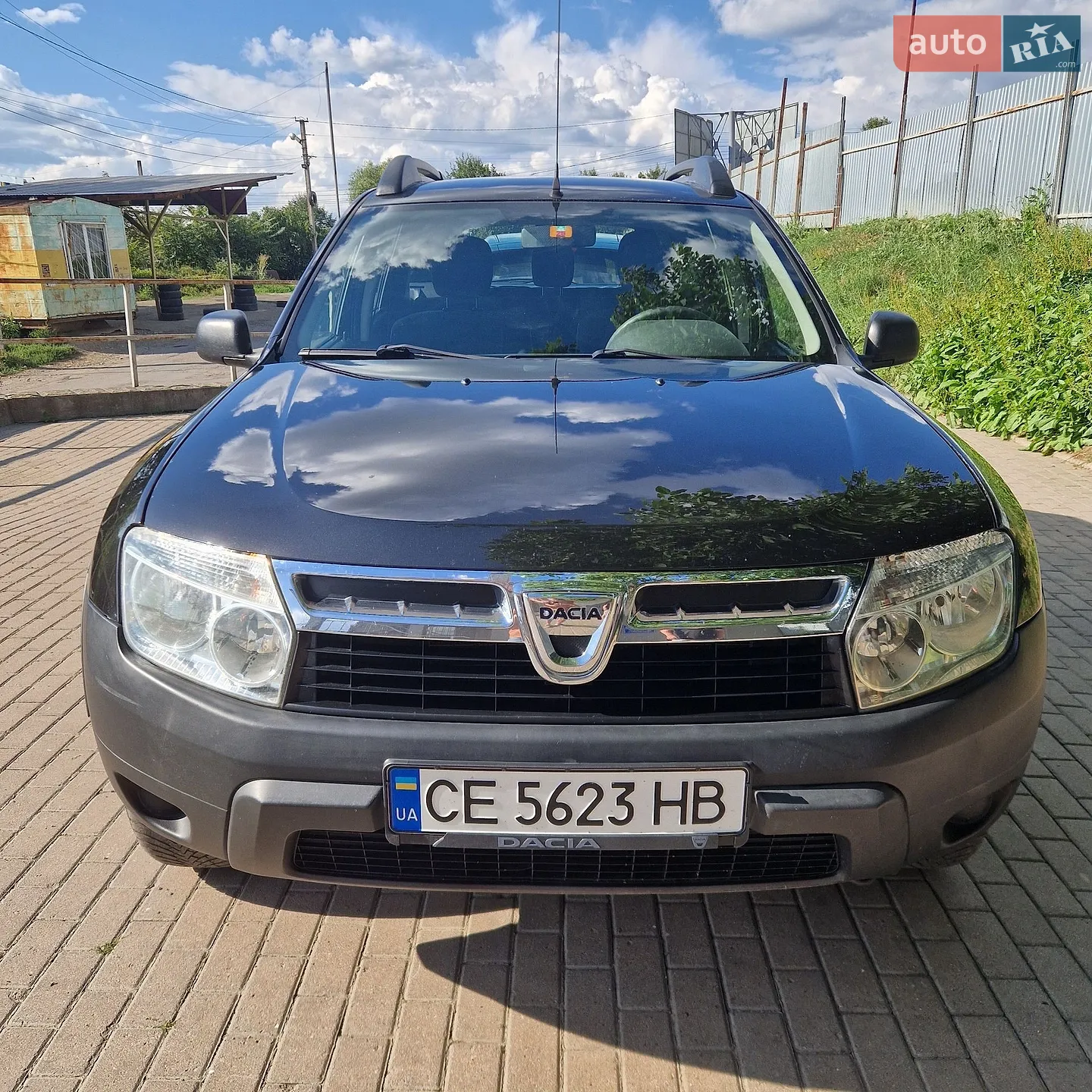 Dacia Duster, 2011