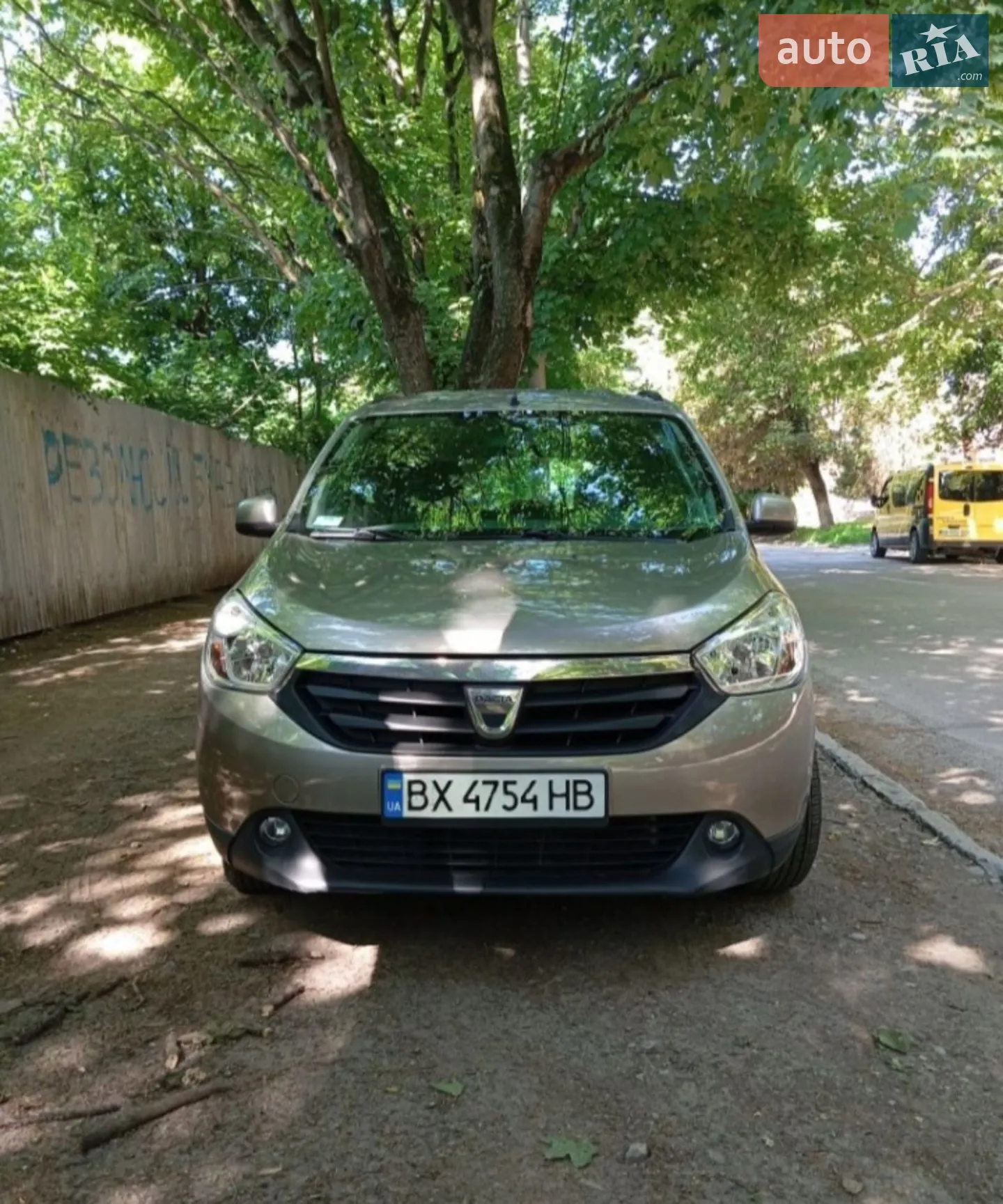 Dacia Lodgy, 2014