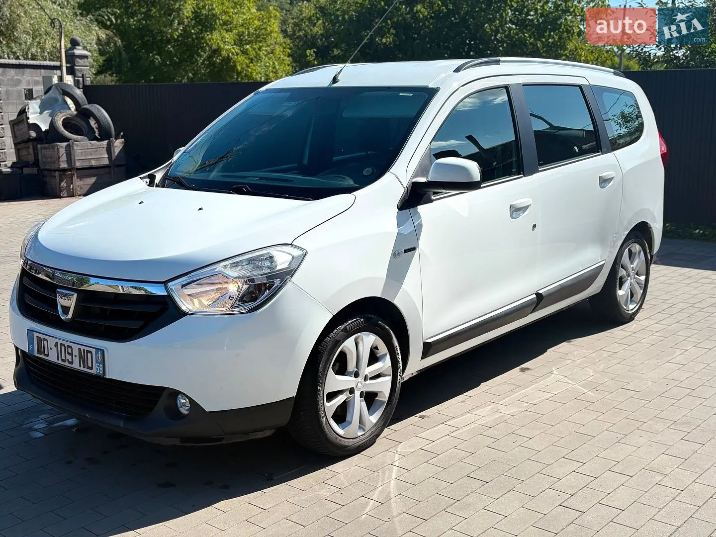 Dacia Lodgy, 2014