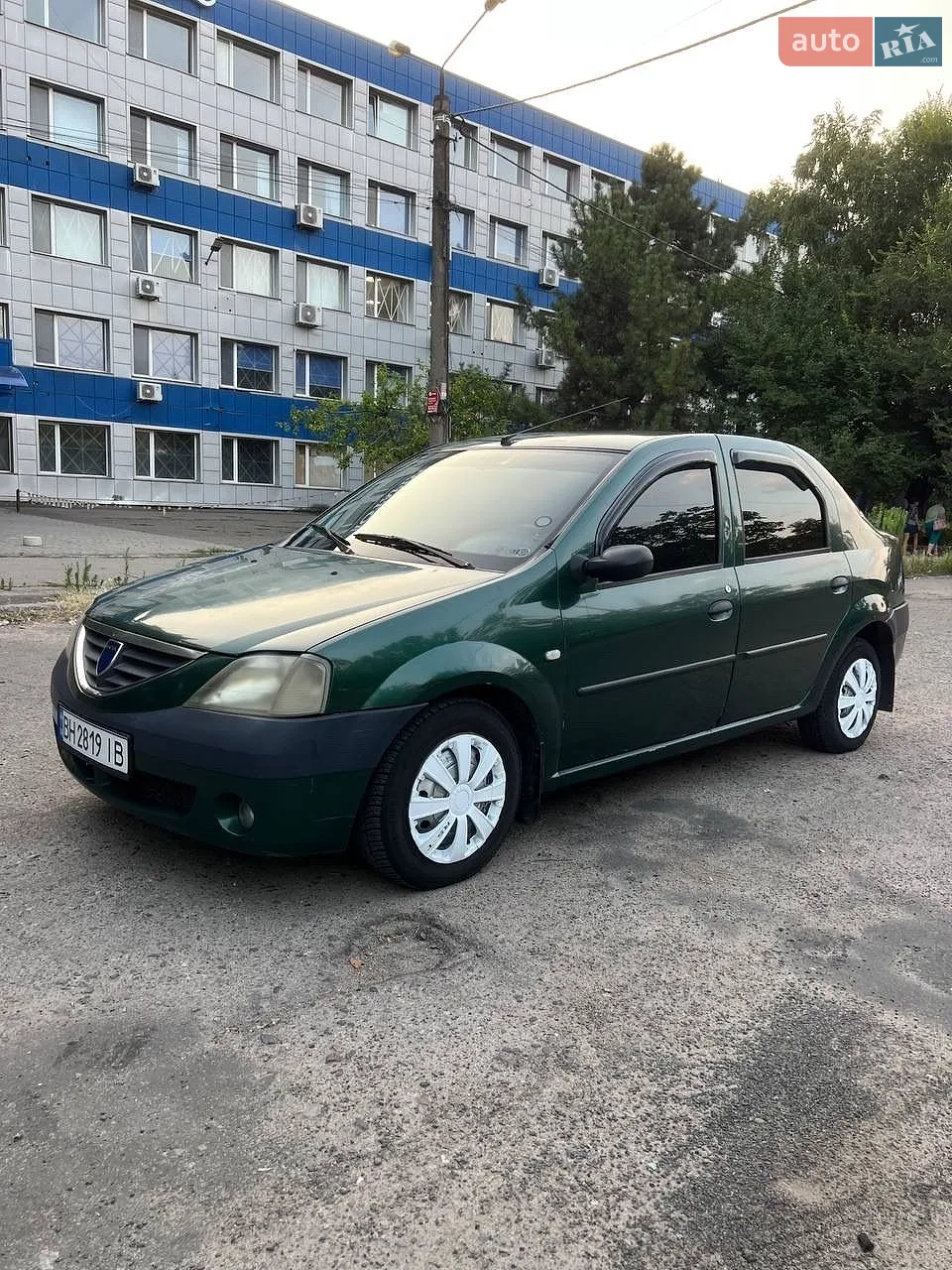 Dacia Logan, 2005