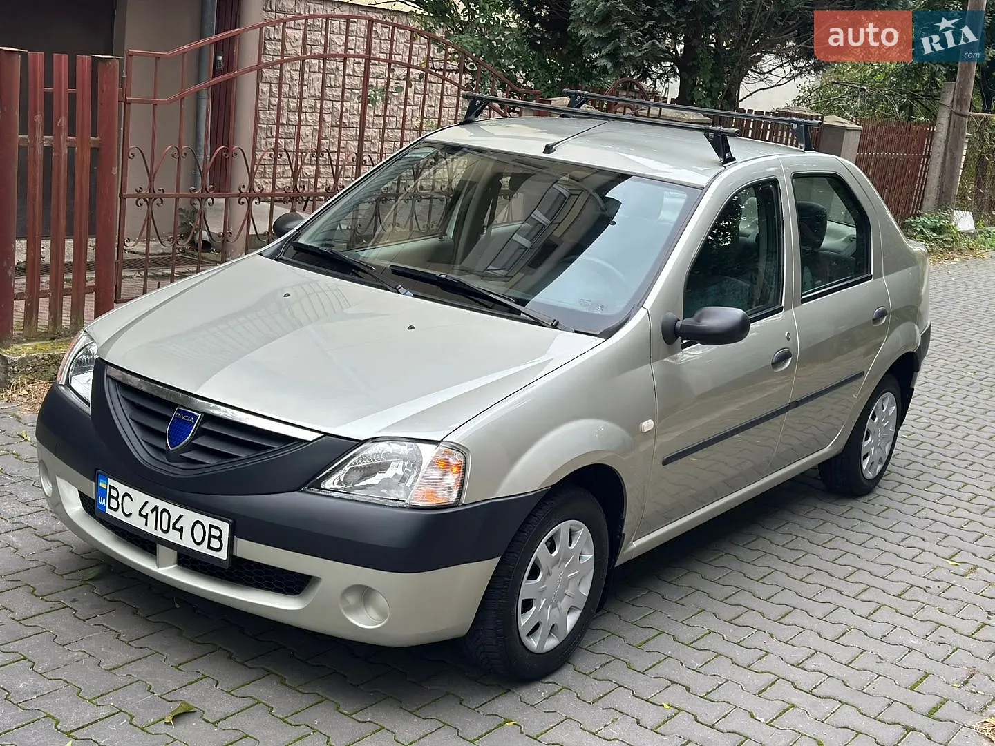 Dacia Logan, 2005