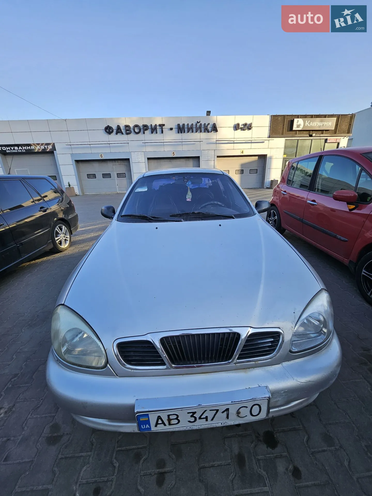 Daewoo Lanos, 1998