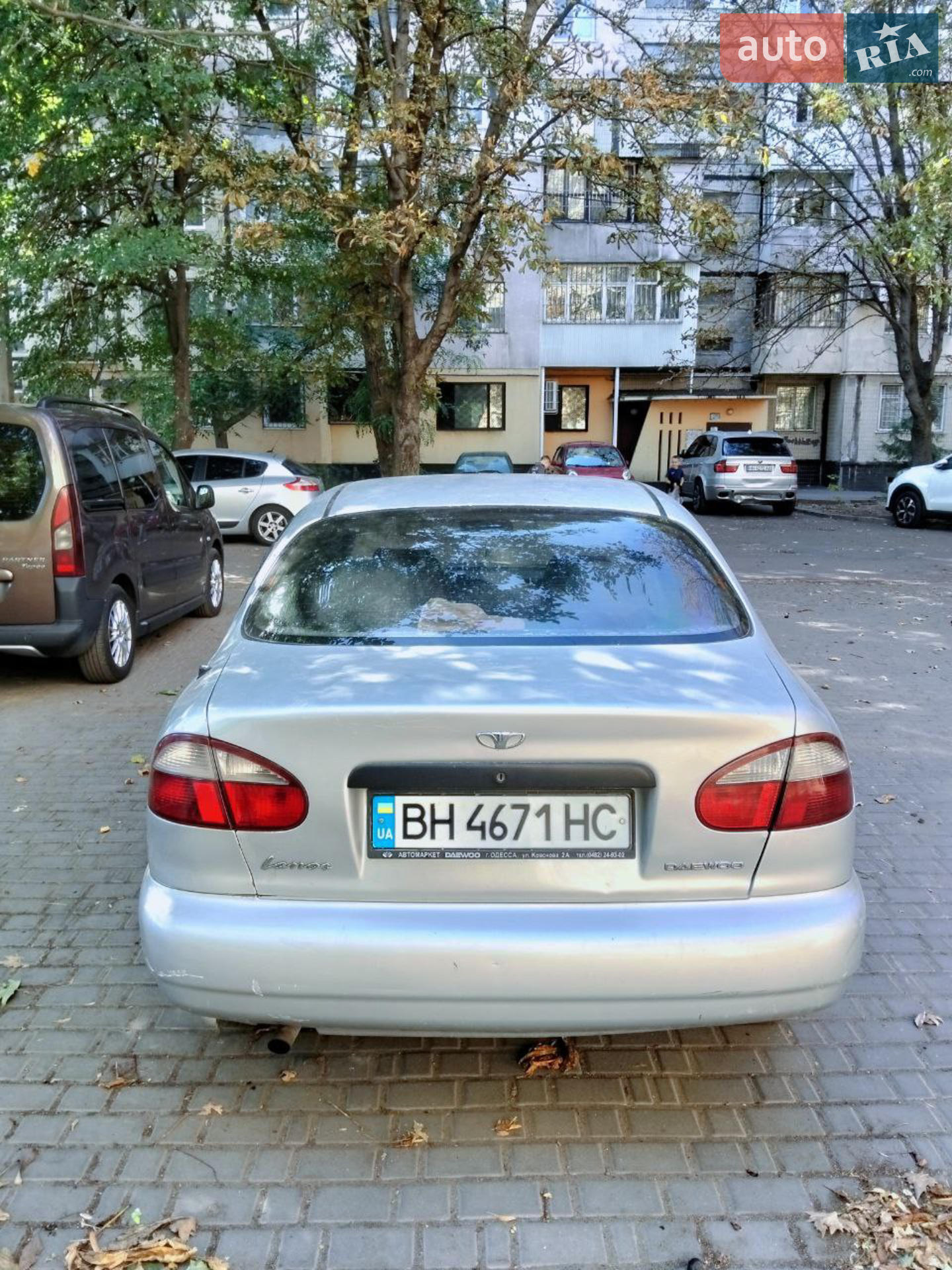 Daewoo Lanos, 2001