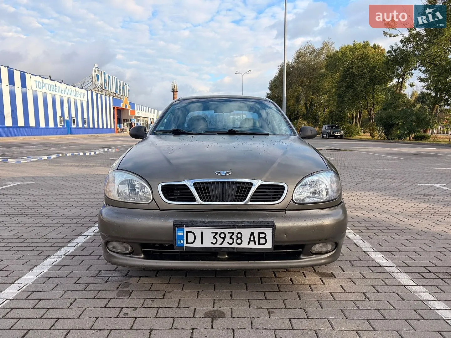 Daewoo Lanos, 2001