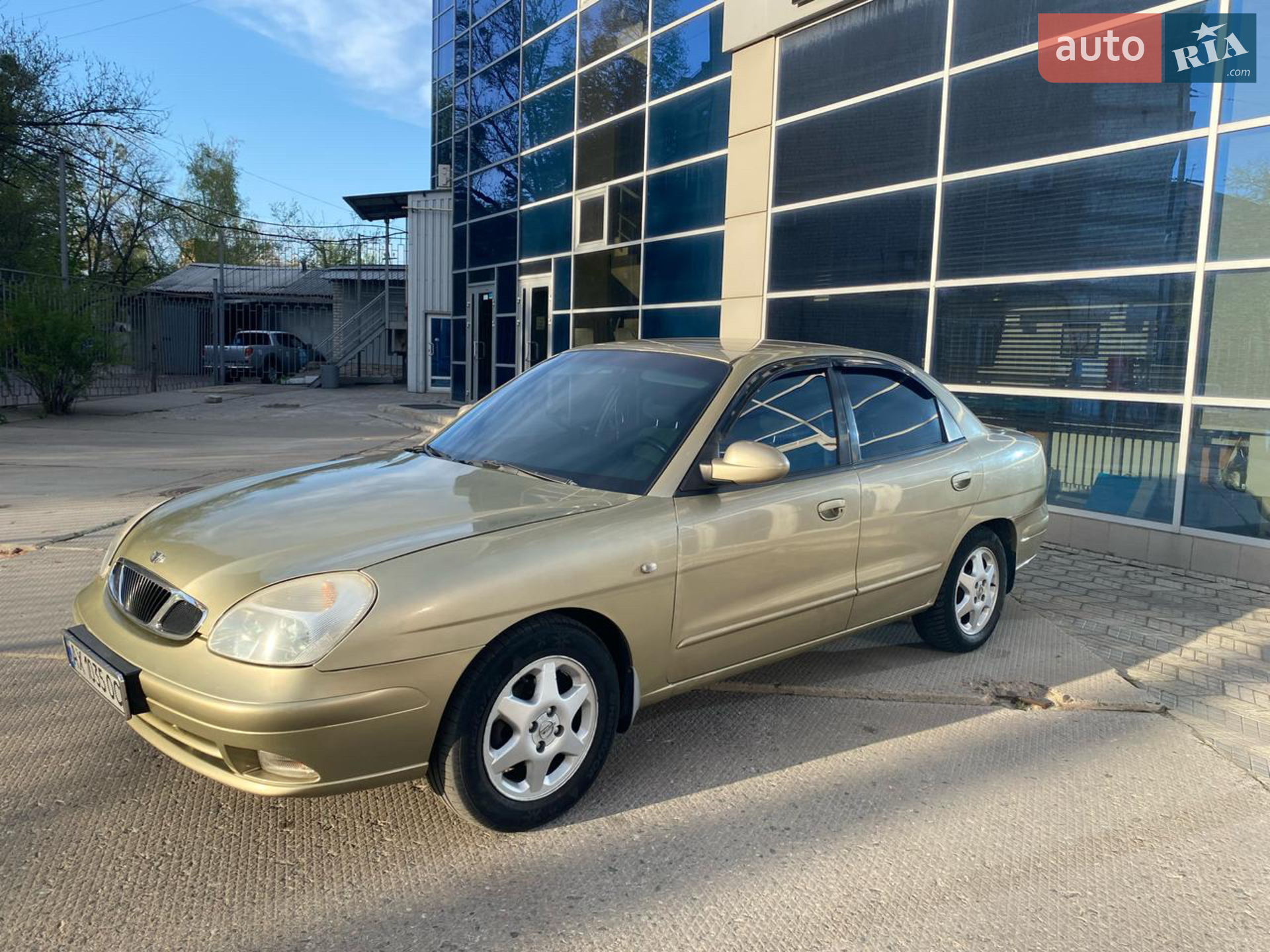 Daewoo Nubira, 2001