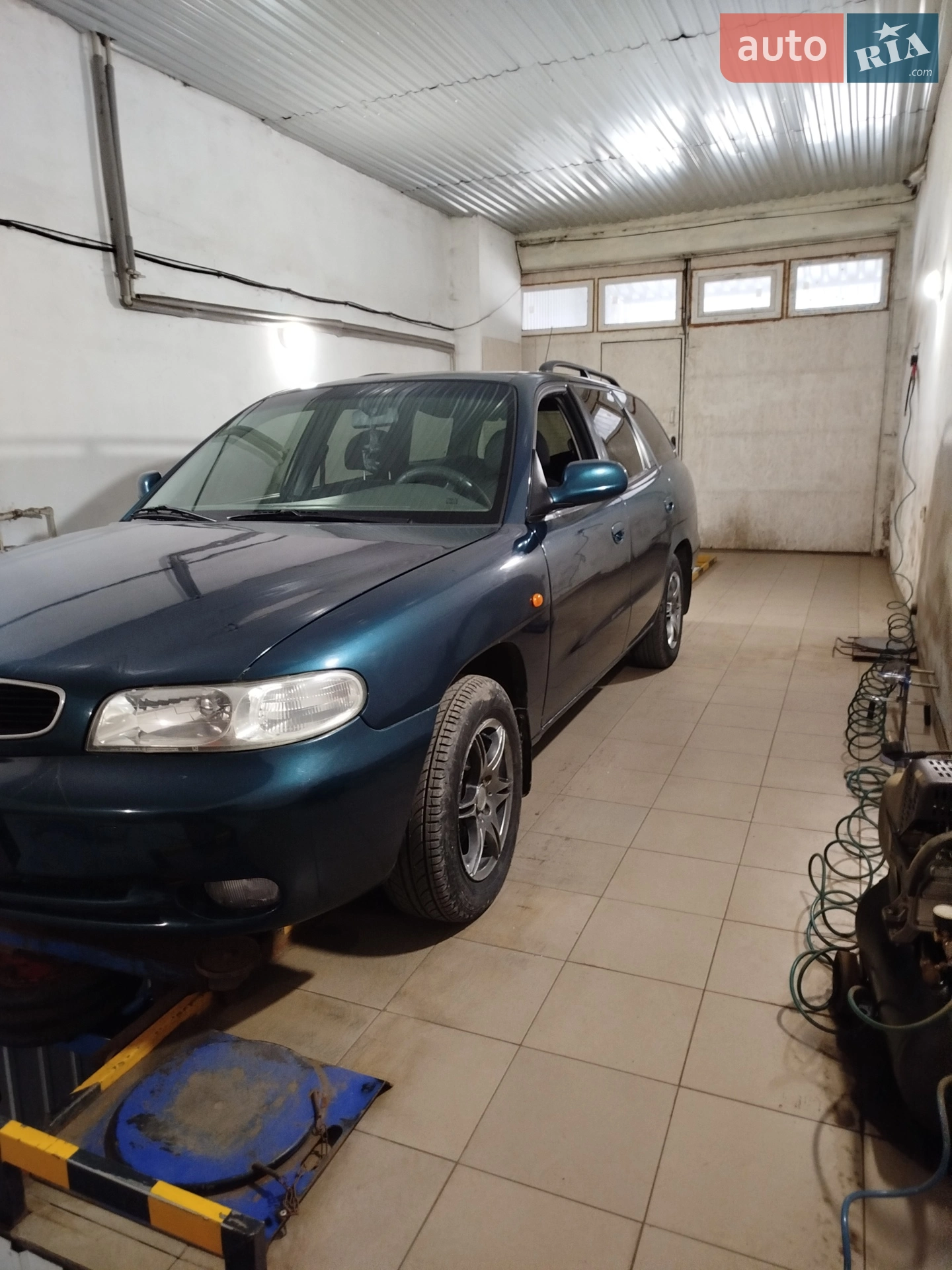 Daewoo Nubira, 1998