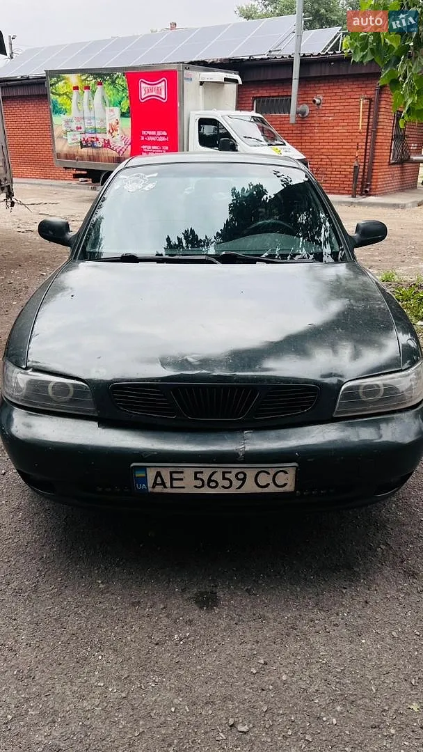 Daewoo Nubira 1998 — 1