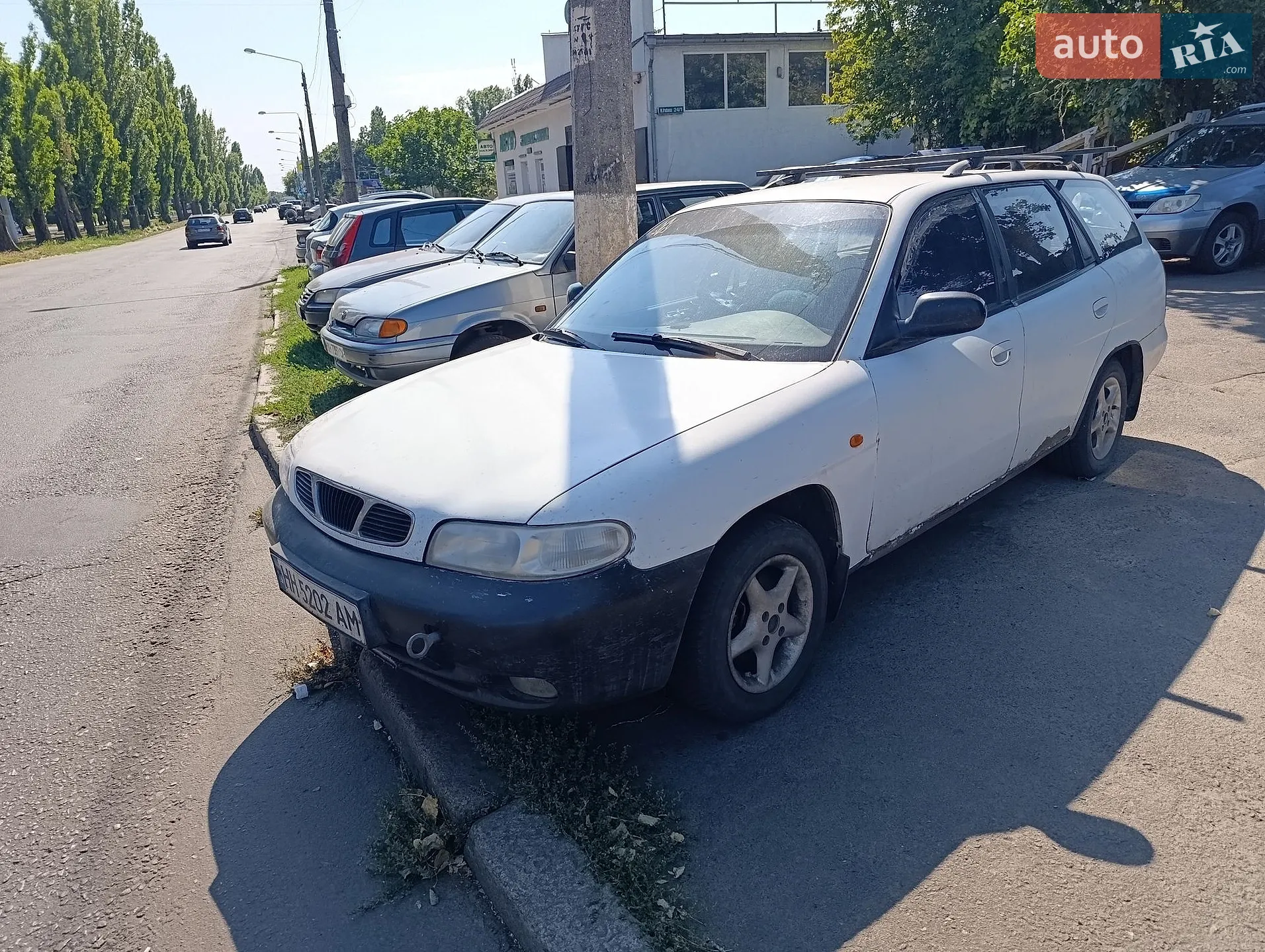 Daewoo Nubira, 1998