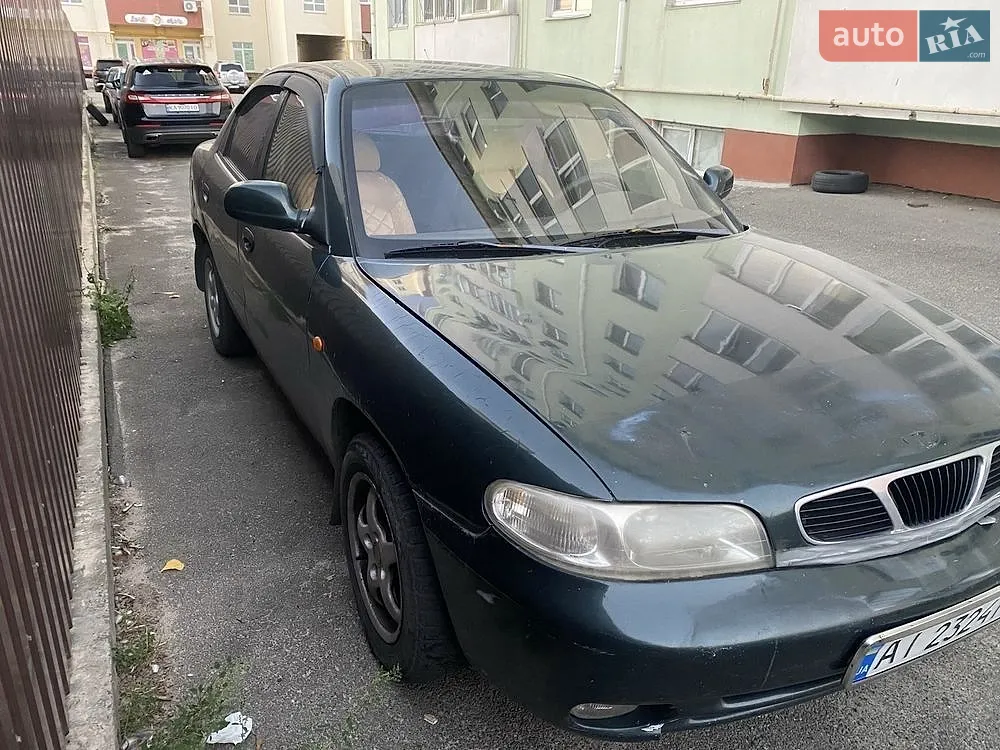 Daewoo Nubira, 1998