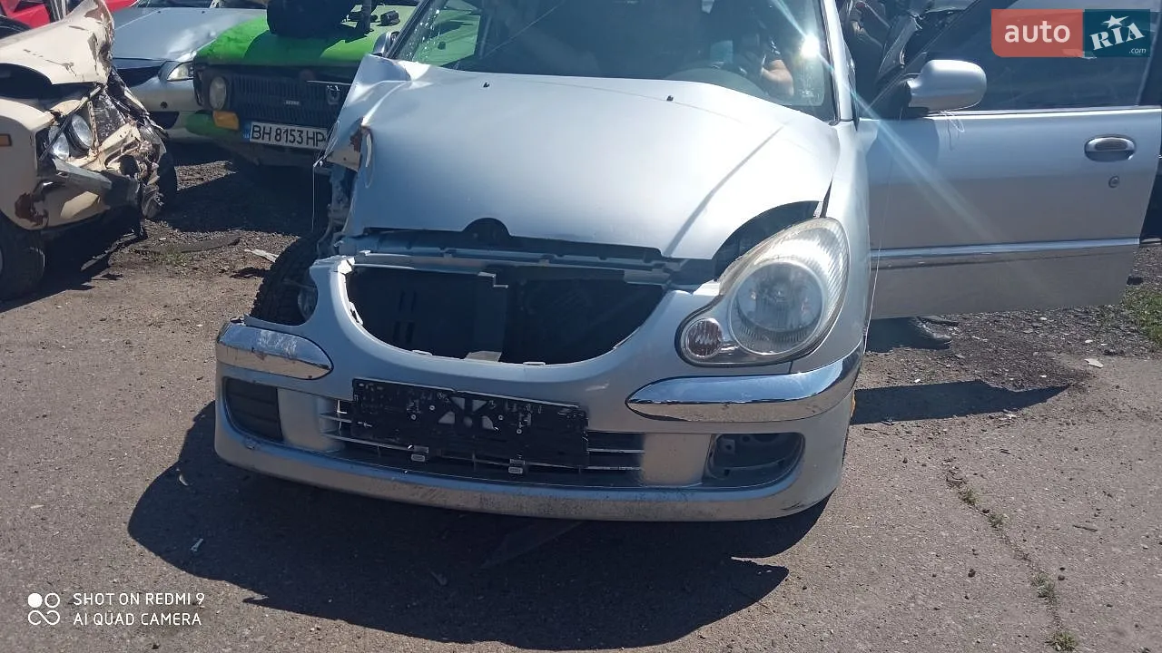 Daihatsu Sirion, 2004