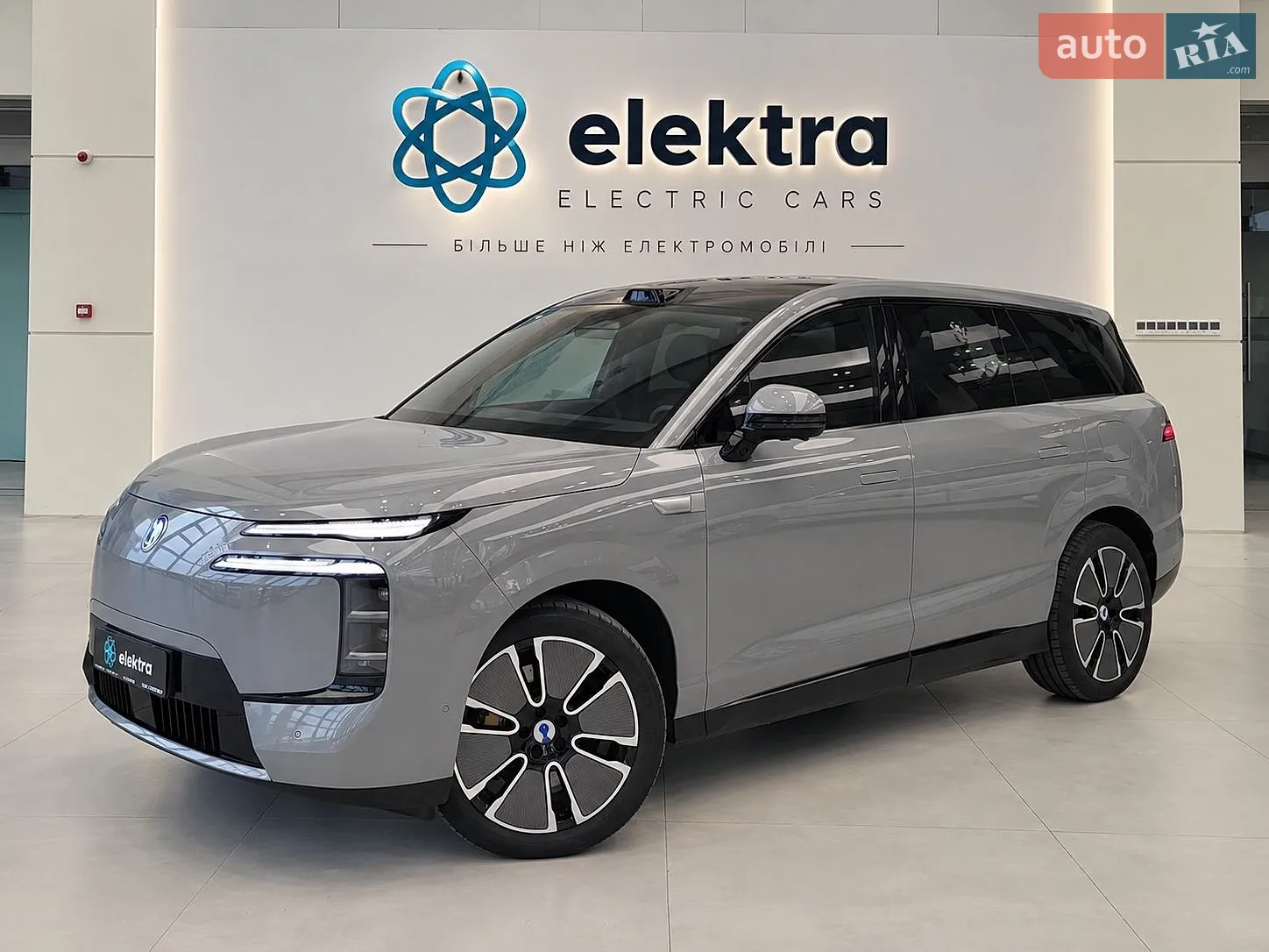 Denza N8L, 2025