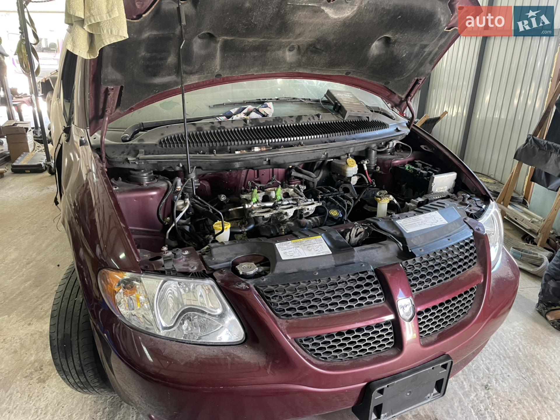 Dodge Caravan, 2003