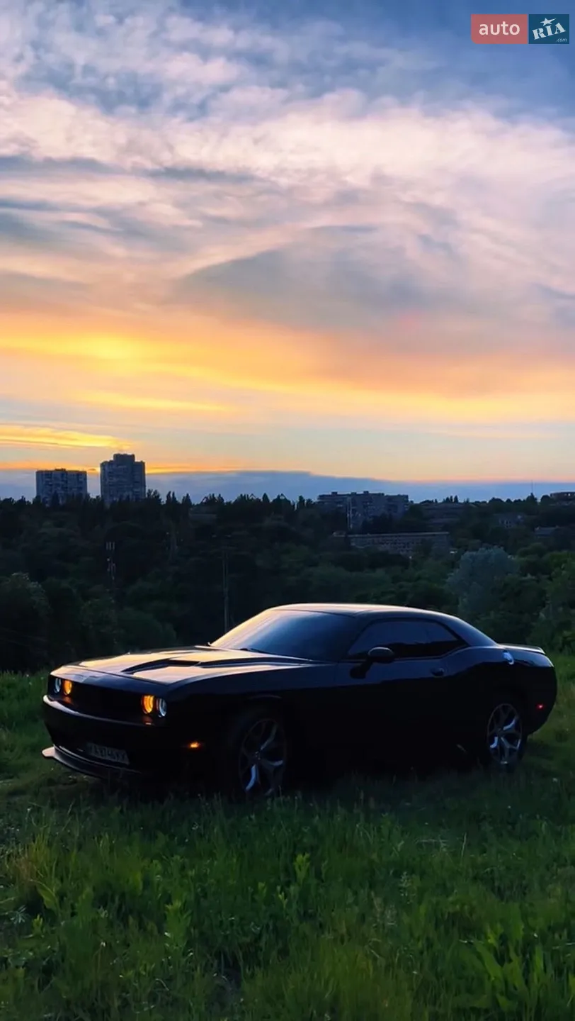 Dodge Challenger, 2016