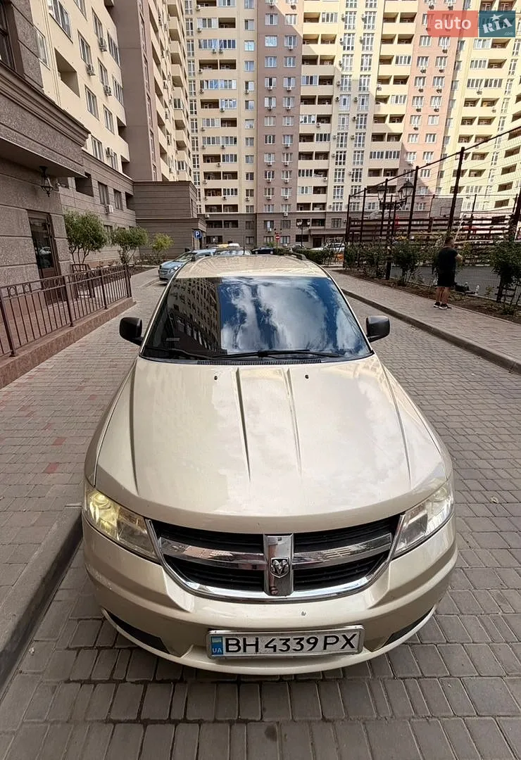 Dodge Journey, 2010