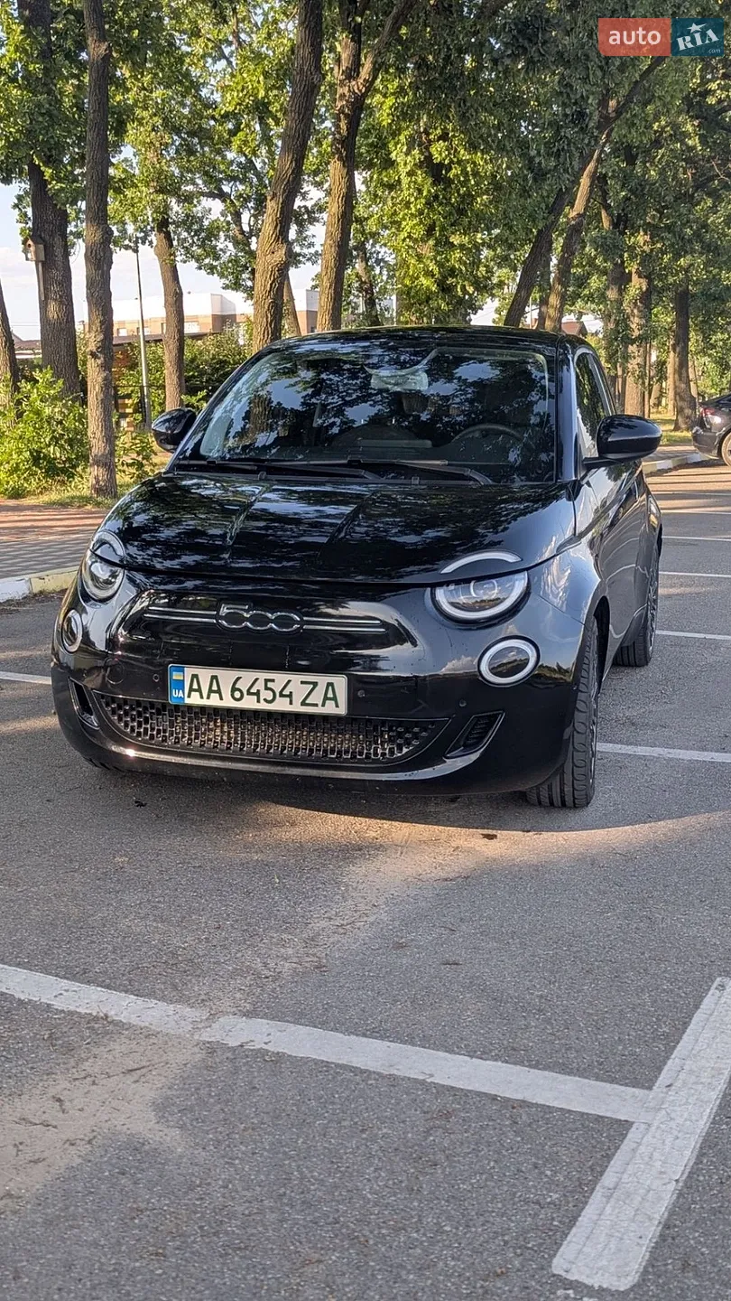 Fiat 500e, 2021
