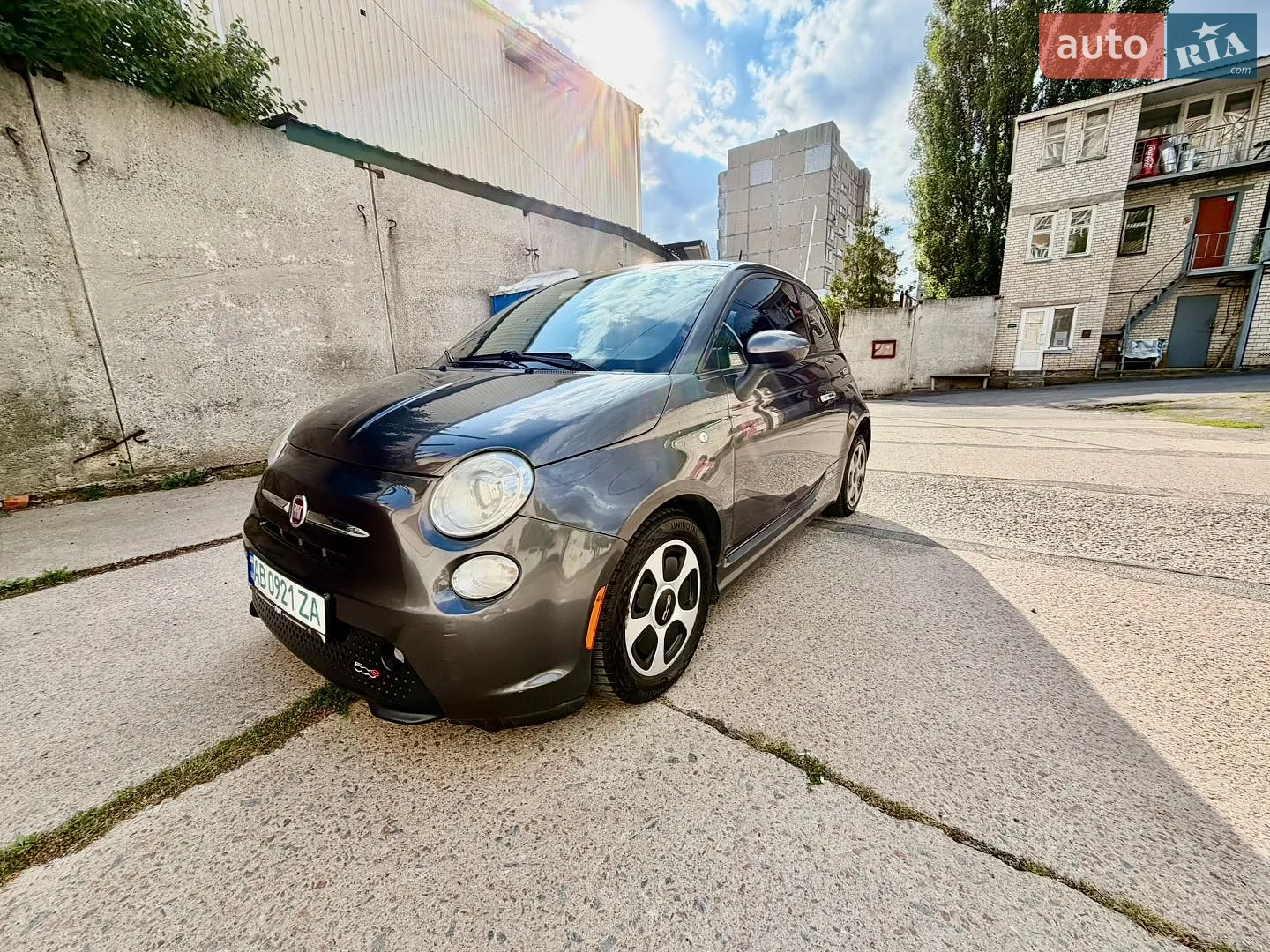 Fiat 500e, 2015