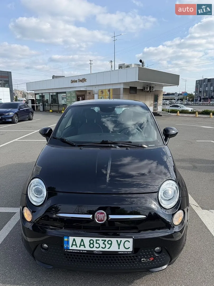 Fiat 500e, 2015