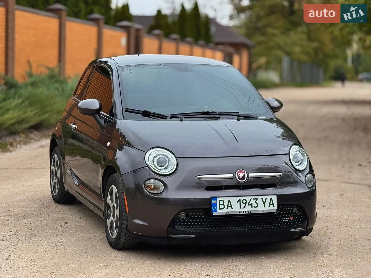 Fiat 500e, 2015