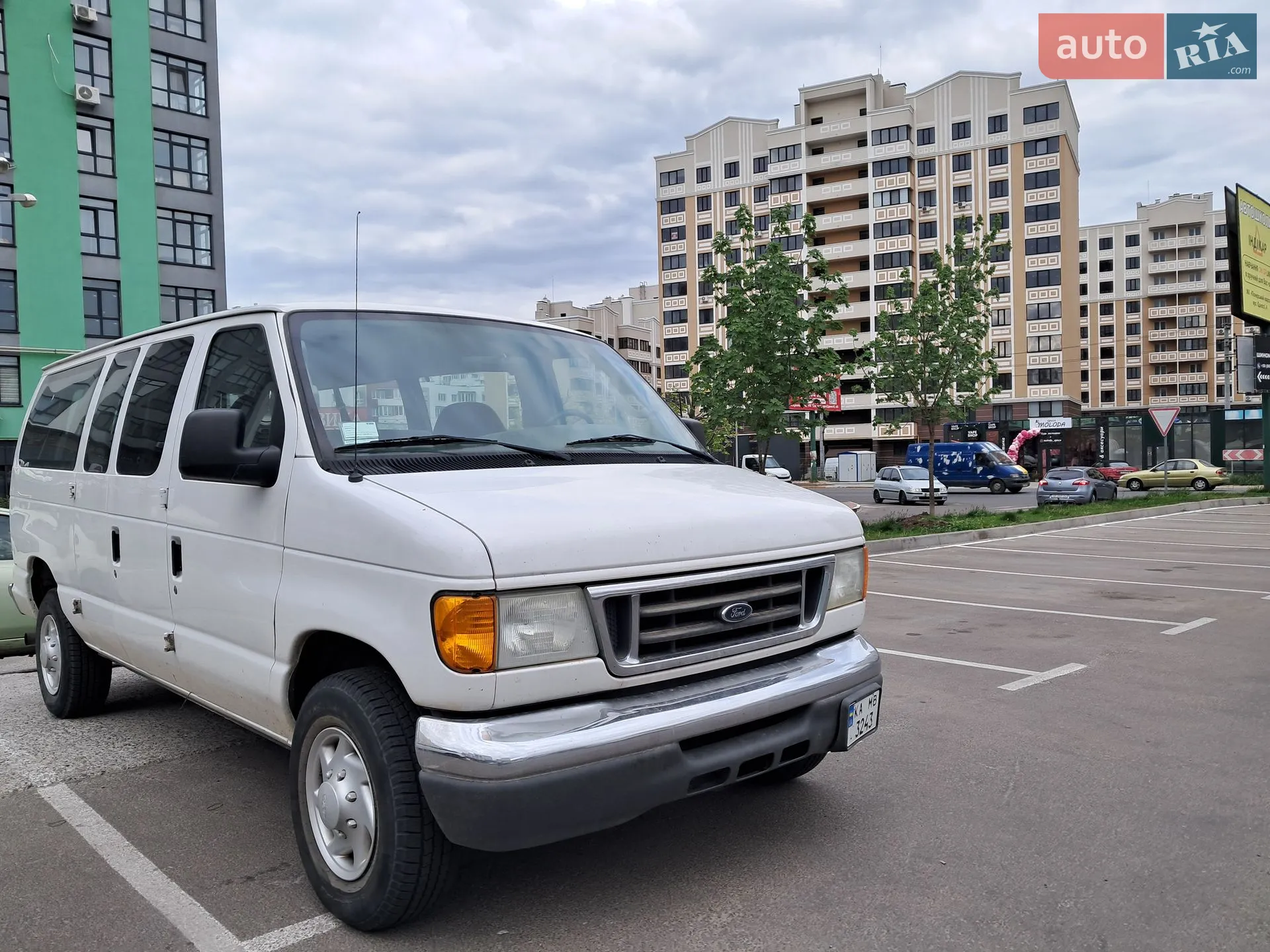 Ford E-350, 2005