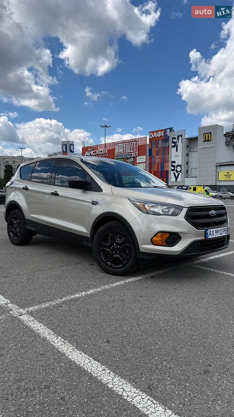 Ford Escape, 2017