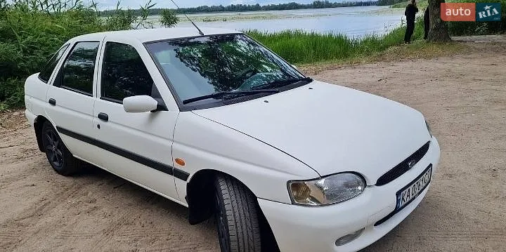 Ford Escort, 2000