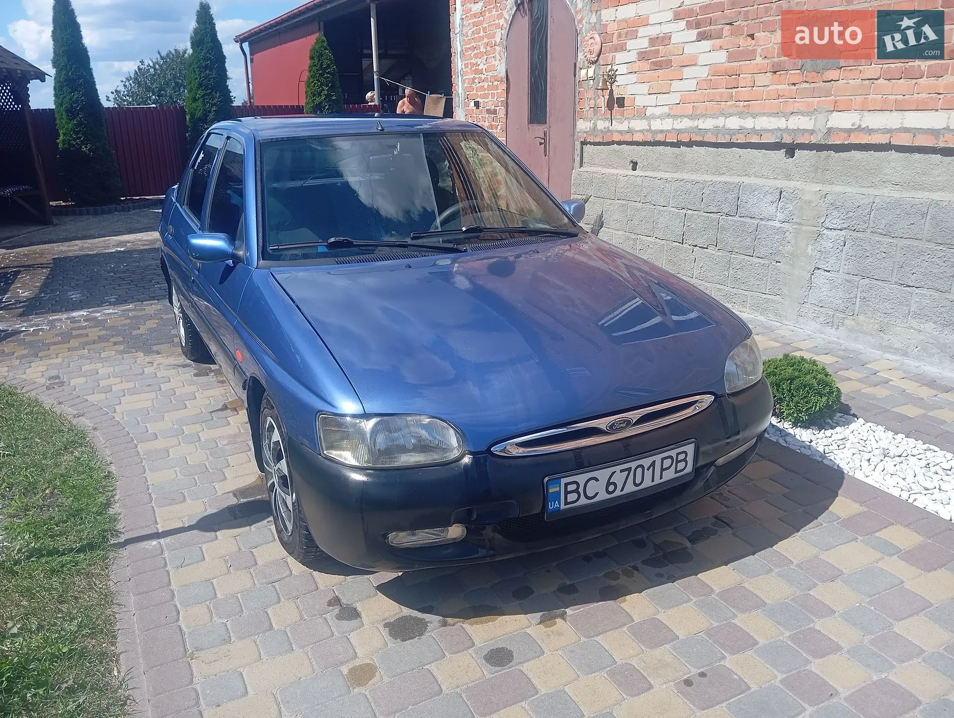Ford Escort, 1998