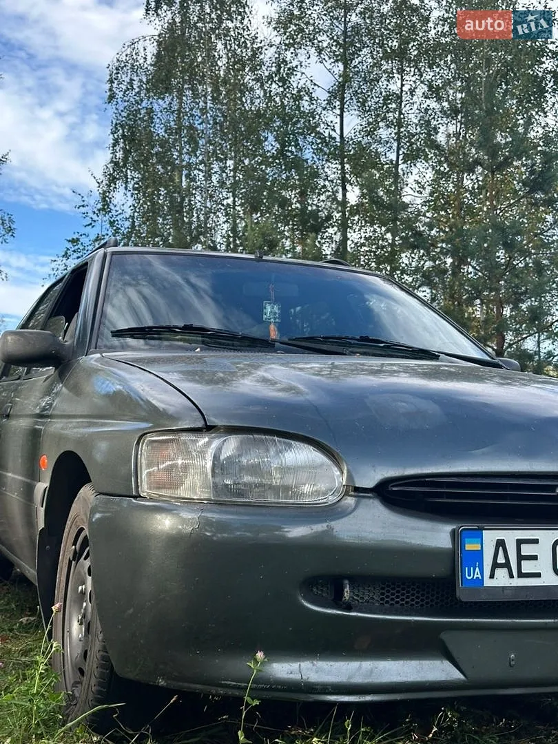 Ford Escort, 1995